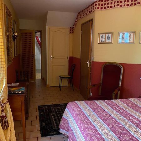 Chambres Et Table D'Hotes Du Coquerel Saint-Simeon  Exteriör bild